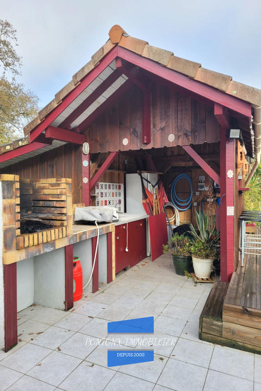 Maison - 121 m² - 6 pièces