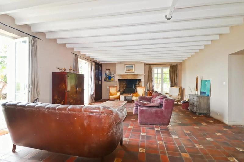 Maison en pierre - 250 m² - 9 pièces