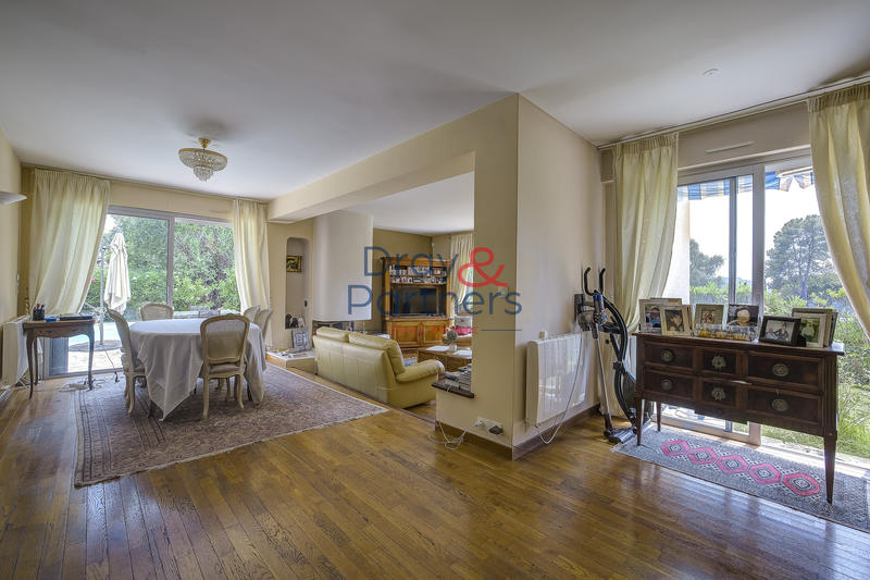 Villa - 160 m² - 6 pièces