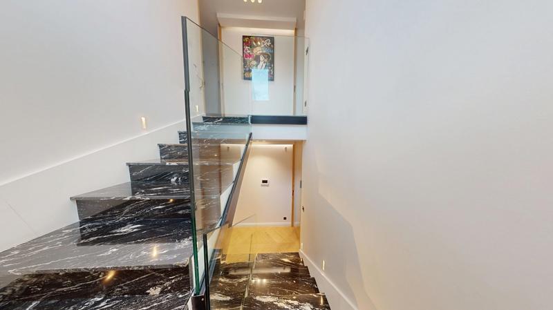 Villa - 200 m² - 7 pièces