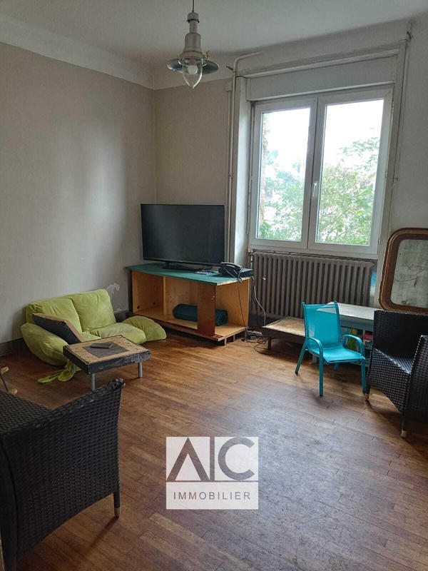 Maison - 104 m² - 5 pièces