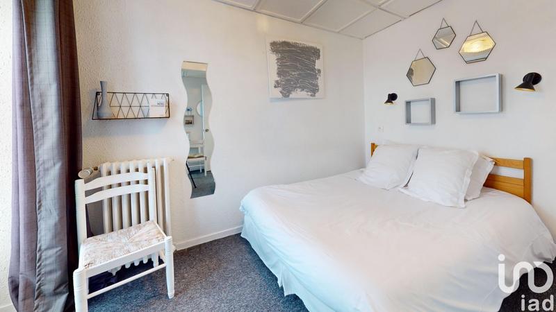 Local commercial - 606 m²