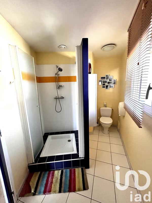 Maison - 250 m² - 10 pièces