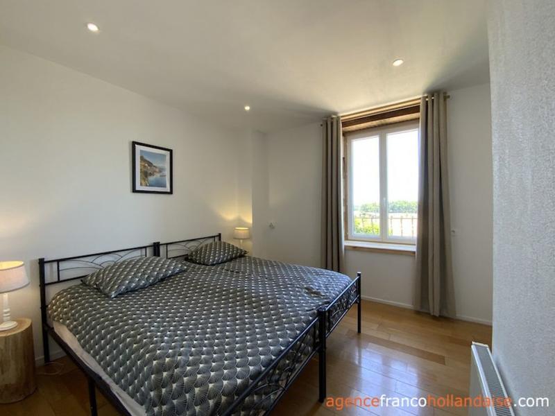 Maison - 340 m² - 18 pièces