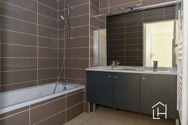 Appartement - 109 m² - 5 pièces