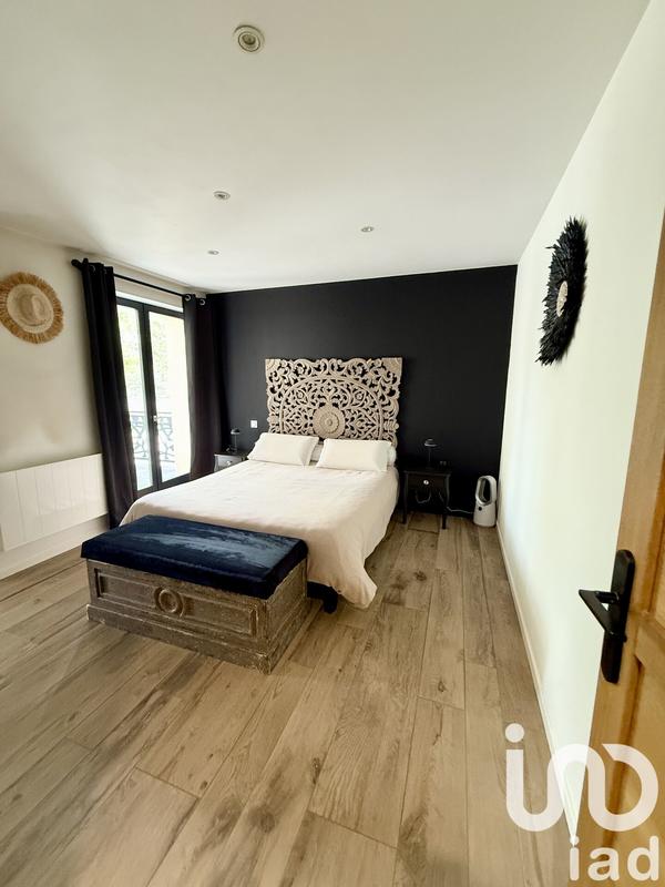 Maison - 203 m² - 5 pièces