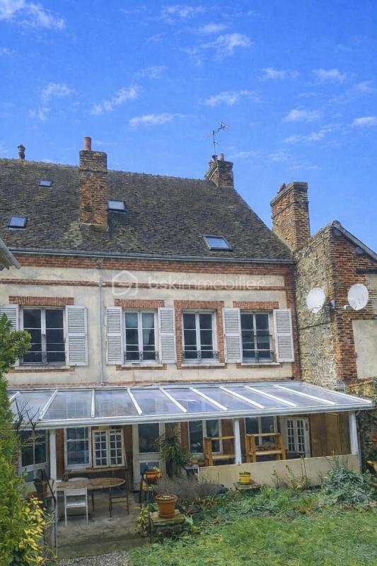 Maison de maîtres - 227 m² - 11 pièces