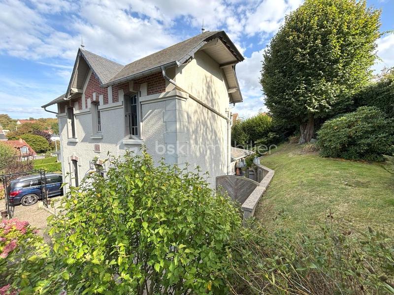 Villa - 96 m² - 5 pièces