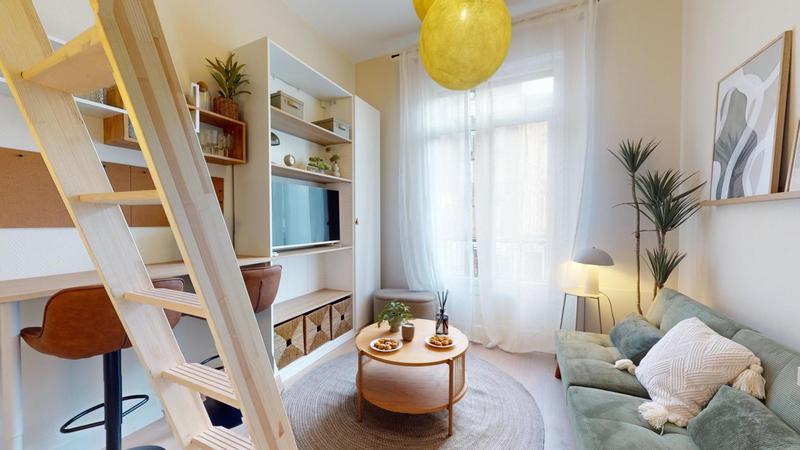 Studio - 16 m² - 2 pièces