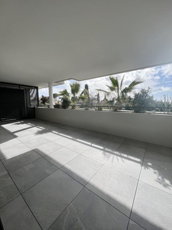 Appartement - 97 m² - 3 pièces