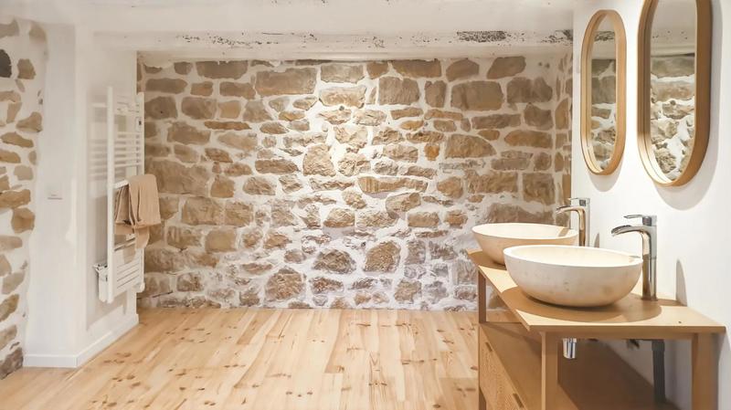 Maison - 200 m² - 6 pièces