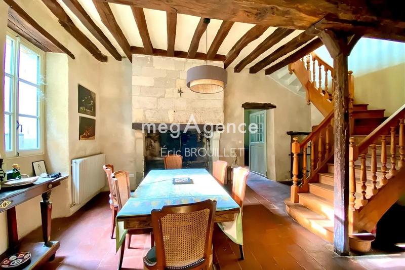 Maison - 202 m² - 8 pièces