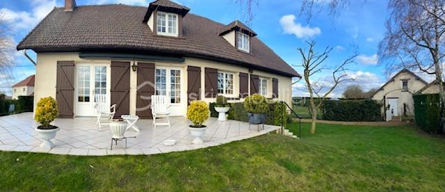 Maison - 141 m² - 6 pièces