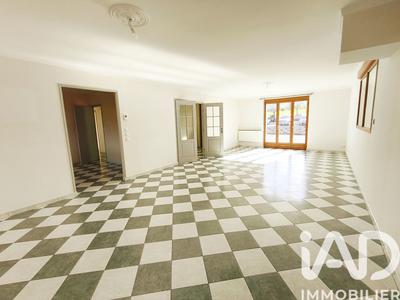 Maison - 118 m² - 5 pièces