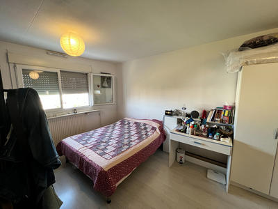 Appartement - 90 m² - 5 pièces