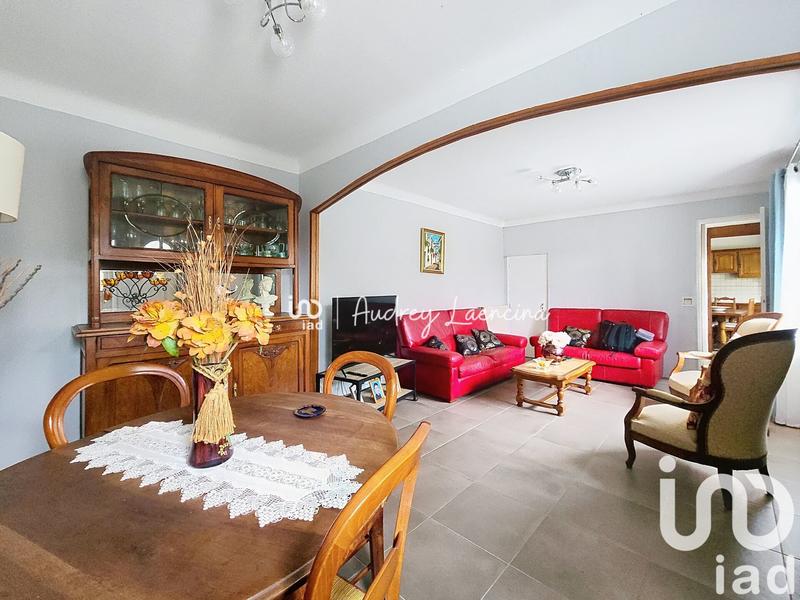 Maison - 500 m² - 6 pièces