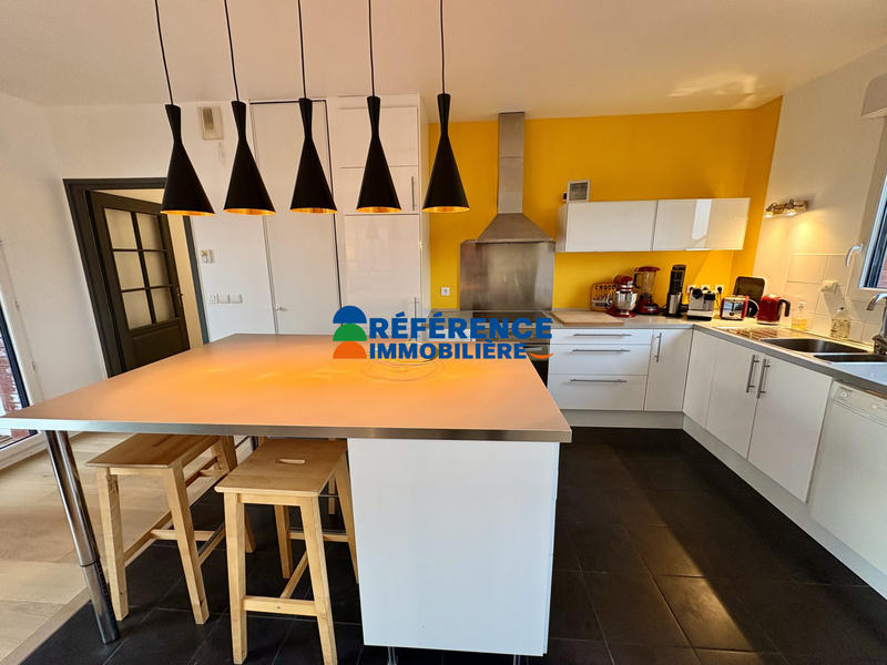 Appartement - 85 m² - 3 pièces