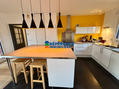 Appartement - 85 m² - 3 pièces