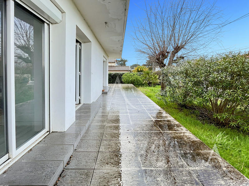 Maison - 170 m² - 8 pièces