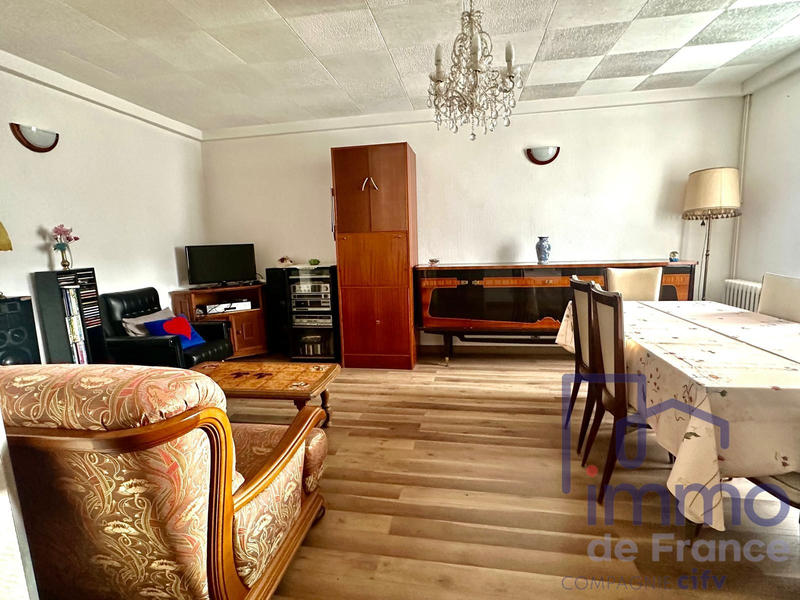 Appartement - 107 m² - 5 pièces