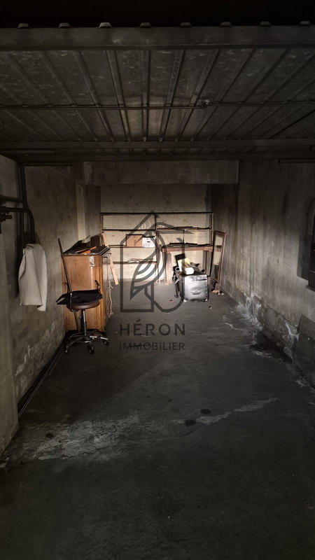 Parking / Garage - 16 m²