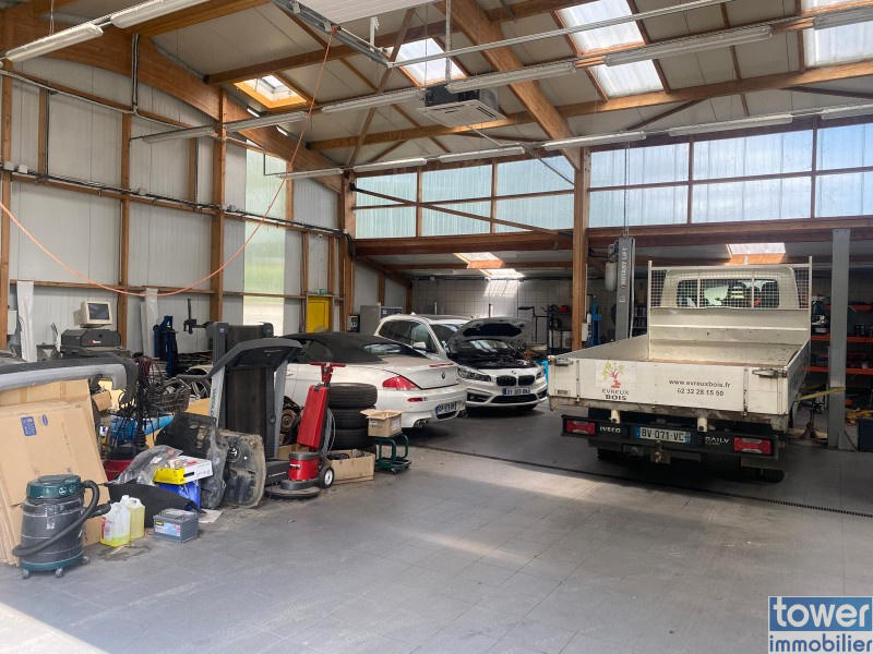 Local d'activités - 454 m²