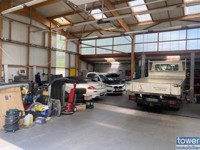 Local d'activités - 454 m²