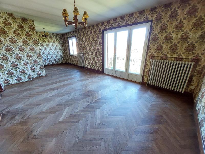 Maison - 148 m² - 7 pièces