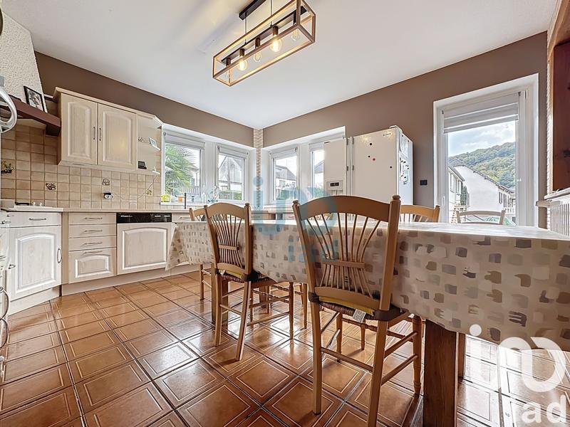 Maison - 168 m² - 7 pièces