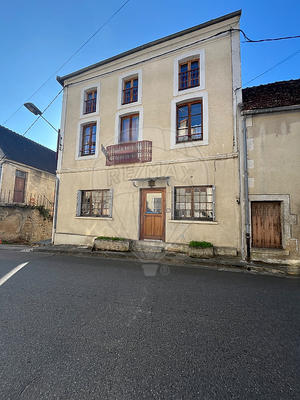 Maison - 200 m² - 8 pièces