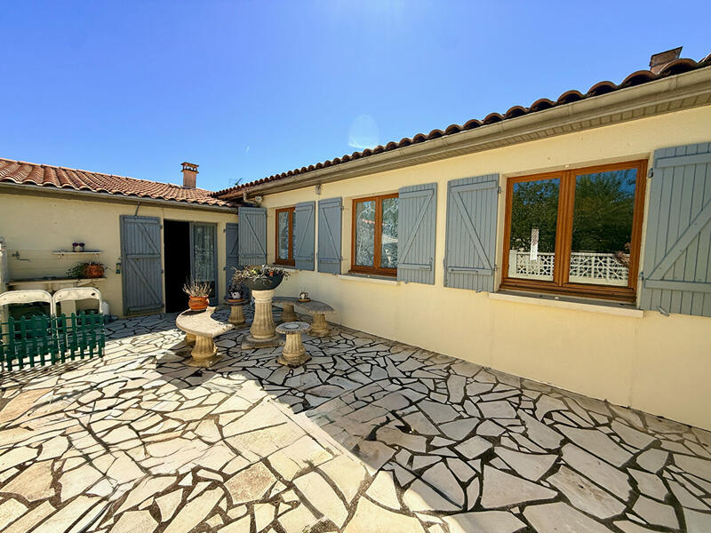 Maison - 120 m² - 6 pièces