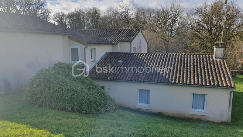 Maison chambre d'hôtes - 400 m² - 9 pièces