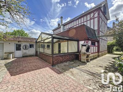 Maison - 170 m² - 8 pièces