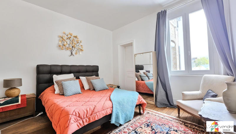 Maison - 175 m² - 7 pièces