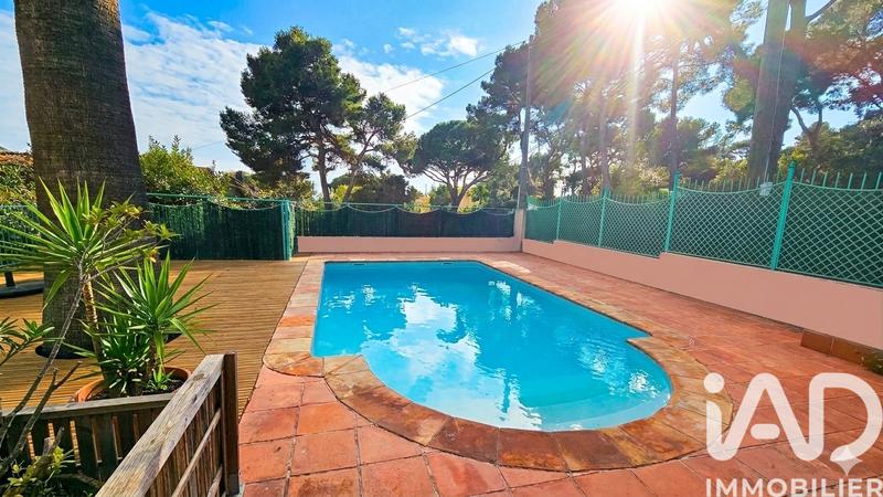 Maison - 195 m² - 6 pièces