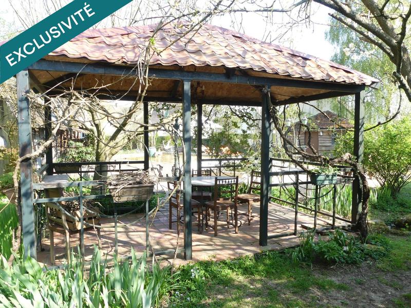 Maison - 363 m² - 10 pièces