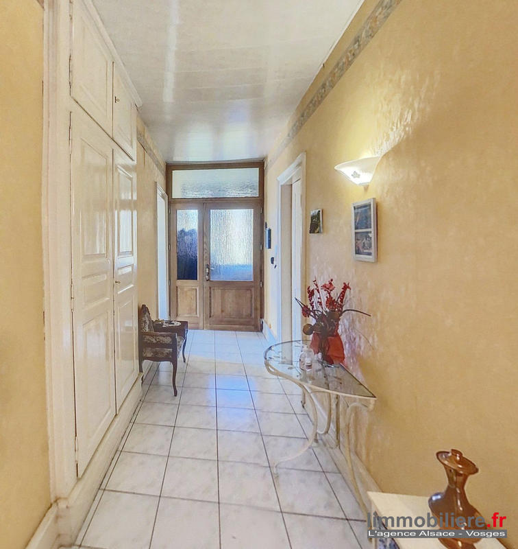 Maison traditionnelle - 200 m² - 8 pièces