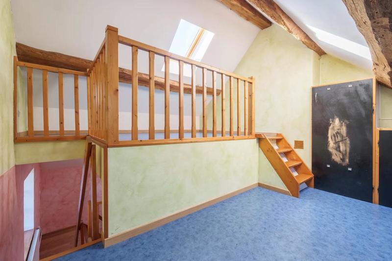 Maison - 141 m² - 6 pièces