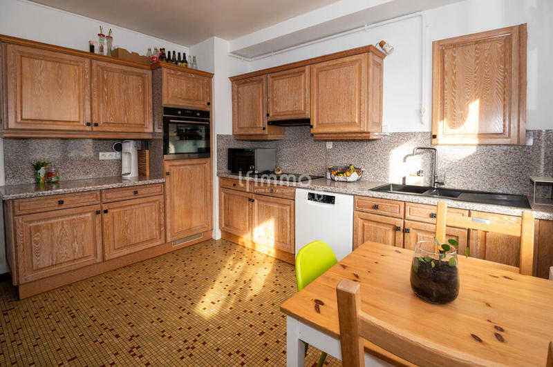 Appartement - 91 m² - 4 pièces