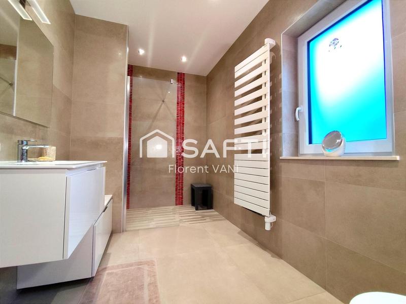 Maison - 160 m² - 6 pièces