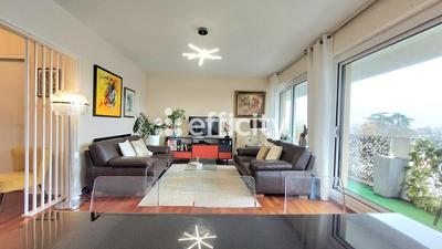 Appartement - 86 m² - 4 pièces