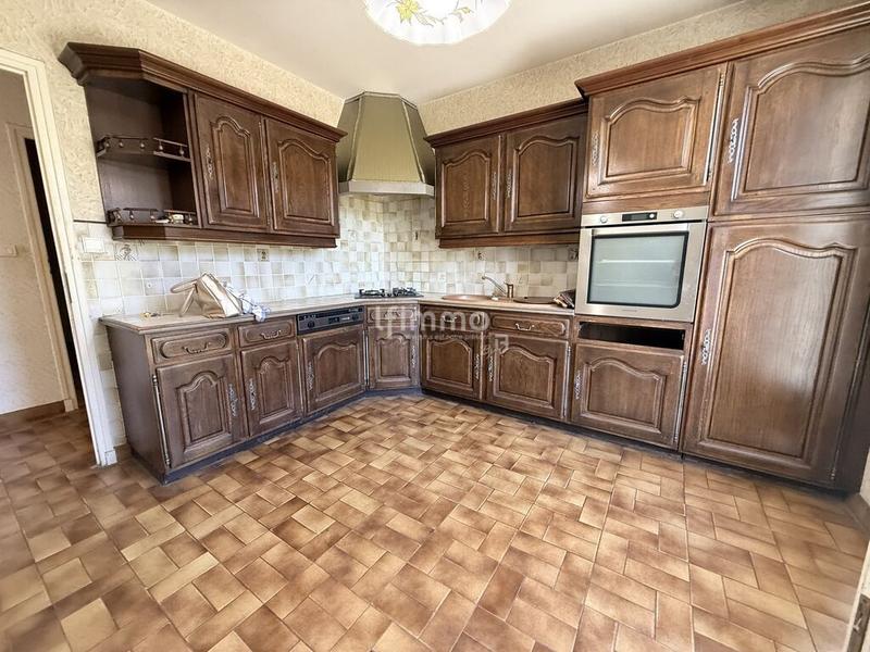 Maison - 97 m² - 5 pièces