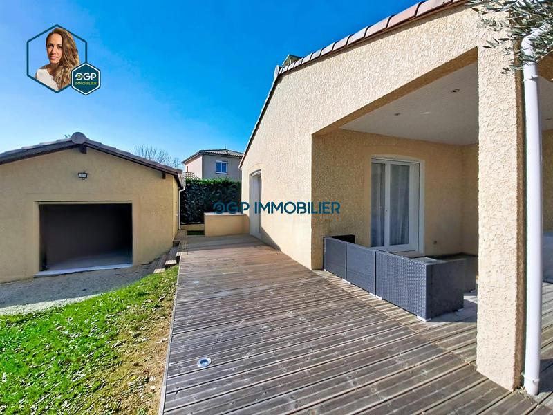 Maison - 93 m² - 4 pièces