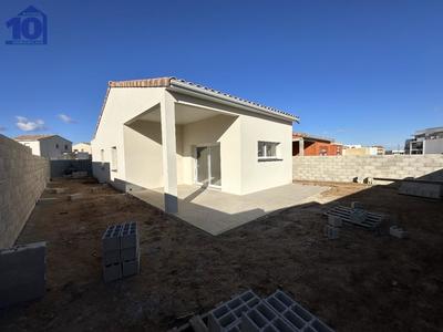 Maison - 98 m² - 4 pièces