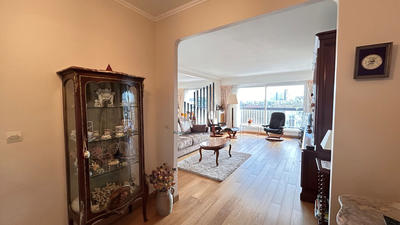 Appartement - 83 m² - 4 pièces