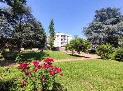 Appartement - 72 m² - 4 pièces