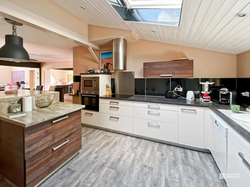 Maison - 120 m² - 5 pièces