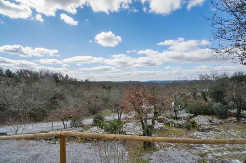 Maison - 96 m² - 5 pièces