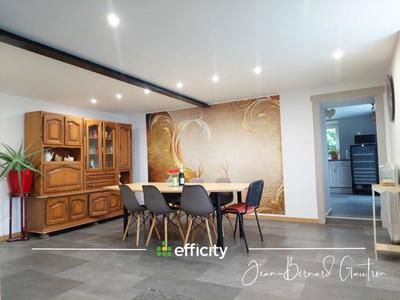 Maison - 176 m² - 6 pièces