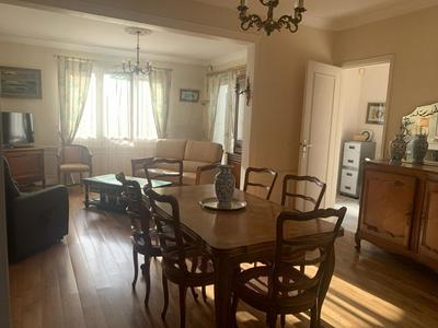 Maison - 141 m² - 5 pièces